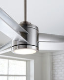 El diseño único del ventilador de techo Armstrong, con 6 aspas que se encuentran en tres puntos diferentes. El estilo de este ventilador es contemporáneo. Armstrong tiene clasificación de humedad, motor de CC de bajo consumo e incluye un control remoto de mano con funcionalidad de 6 velocidades y marcha atrás.