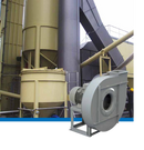 Rodete de álabes curvados hacia atrás. Ventilador centrífugo de acoplamiento directo y simple aspiración. Fabricados en chapa de acero protegida contra la corrosión me-diante tratamiento por cataforesis + pintura poliuretana. Temperaturas del aire a transportar: -20ºC/+60ºC en continuo