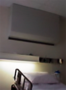 Extracción de aire y/o recirculación diseñada específicamente para renovar una habitación existente de paciente en una habitación de aislamiento de partículas aerotransportadas. Óptima fuente de captura Silencioso, construcción aluminio Convierte una habitación en un cuarto de aislamiento control infeccioso.